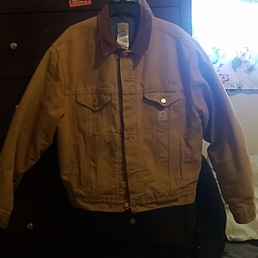 Vintage Insulated Carhartt Jacket